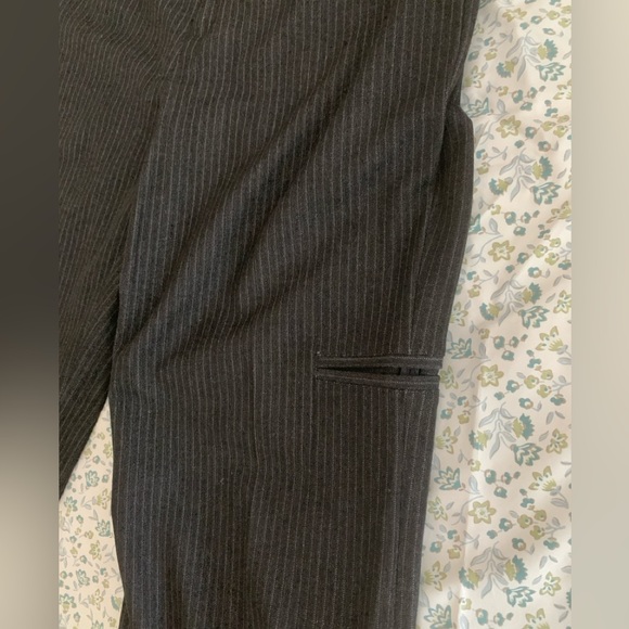 Coldwater Creek Trouser Fit Pinstripe Dress Pants Size 10 Stretch Career Pants - Picture 3 of 10